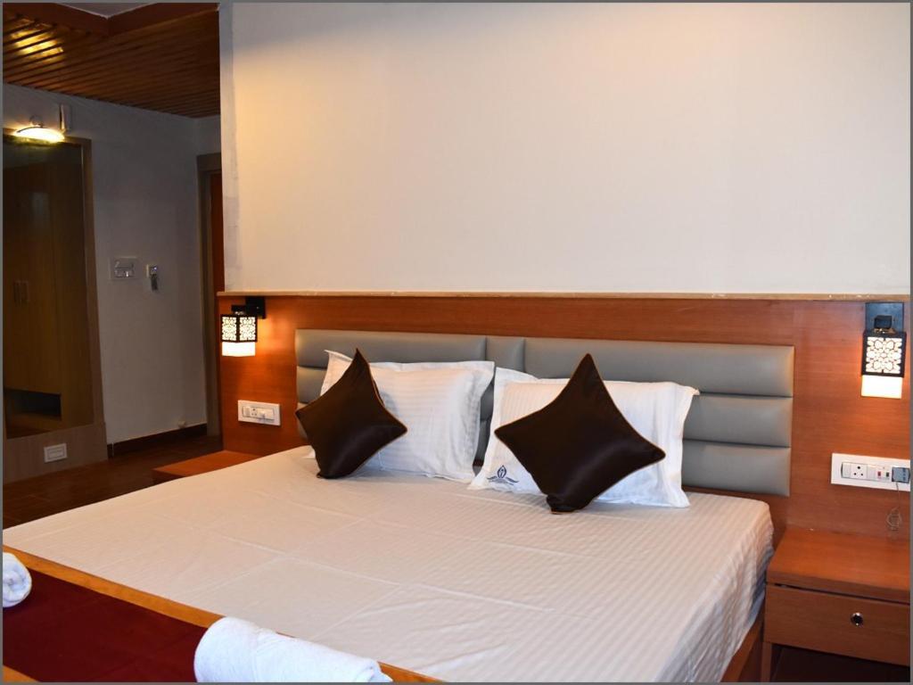 Subarnarekha Inn Jhargram Dış mekan fotoğraf